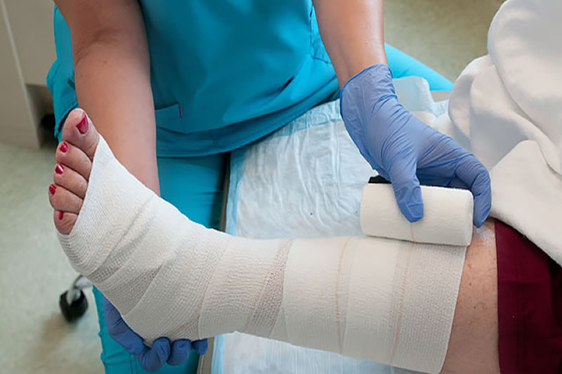 Diabetic Wound Care at Home in Qatar: Prevent Complications Early